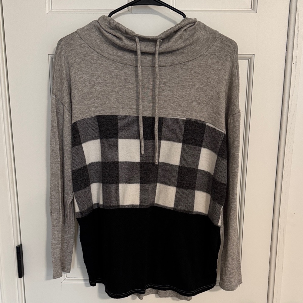 Women’s Gray Plaid Colorblock Hoodie Sweatshirt